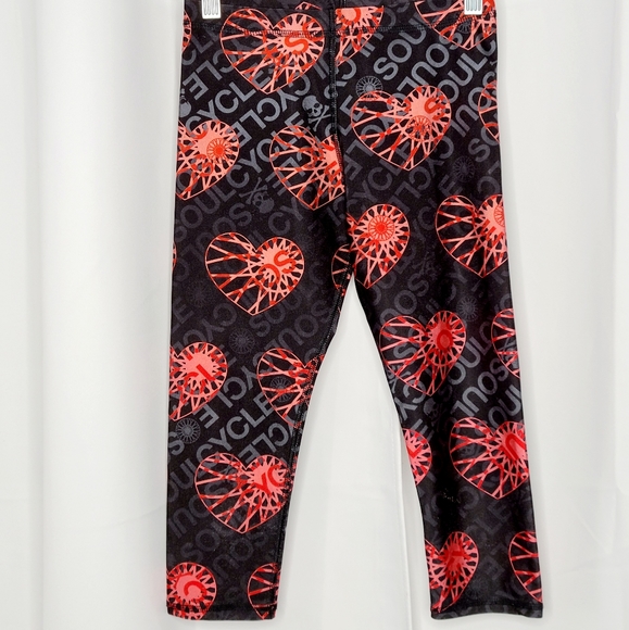 SOULCYCLE x TEREZ Girls "Wheels & Hearts" Capri - Picture 6 of 6